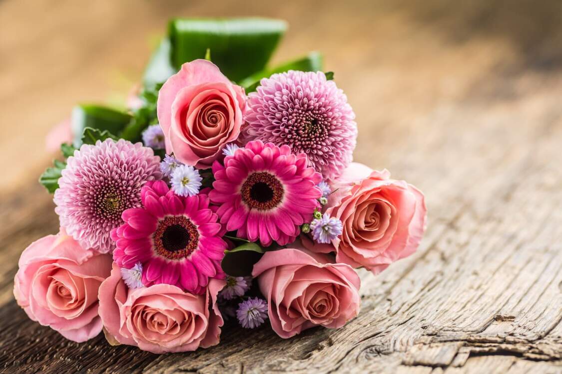 お花のプチギフト16選 低予算でも喜ばれる花束のプレゼントを Petitgifts By Memoco